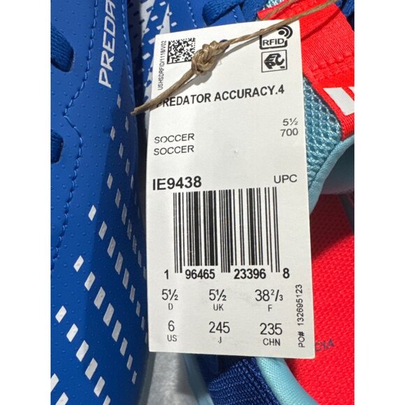 Adidas Unisex Predator Accuracy.4 in Sala Junior Indoor Soccer Shoe NWT 6 US - Picture 4 of 9